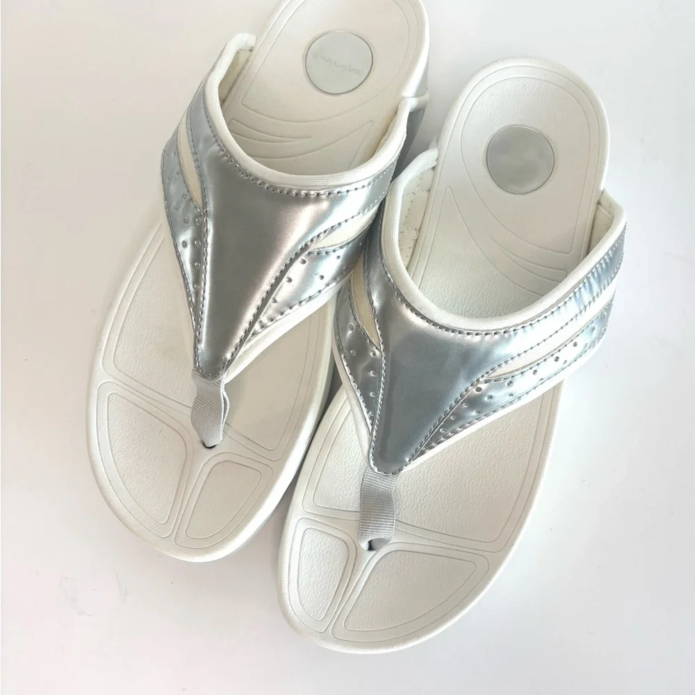 11WW Comfortview The Sporty Slip On Metallic Silver Thong Sandals Extra Wide
